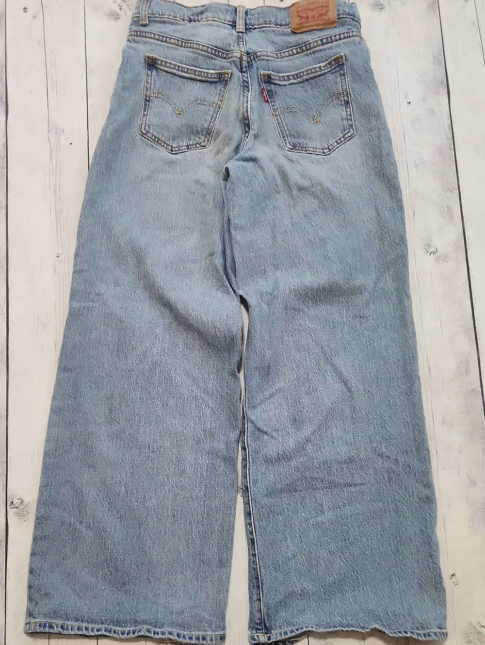 Levis Girls Size 10 High Rise Baggy Light Wash Distressed Adjustable Waist Jeans